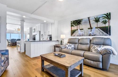 Sunnyside House | Pinnacle Port Penthouse 10