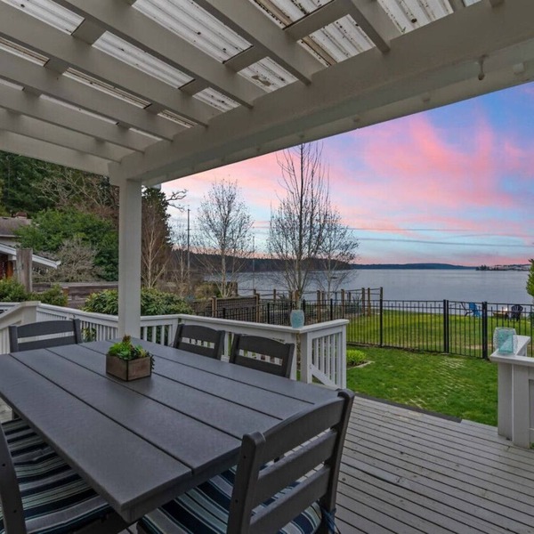 Poulsbo Waterfront Oasis