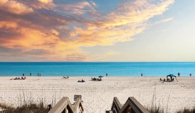 Private Family Home Near Navarre Beach , Quiet, Amenity-Packed & Crowd-Free