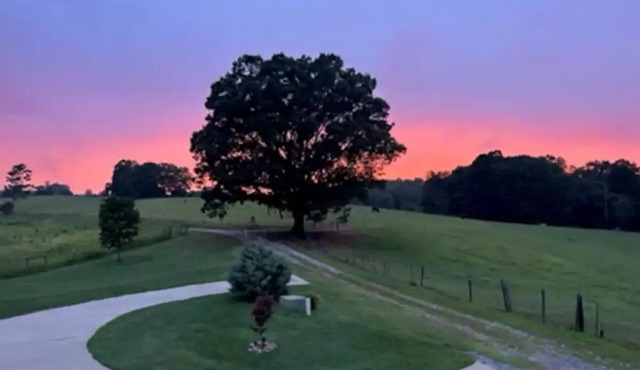 Private Oasis conveniently located near Dahlonega, Helen, and Gainesville