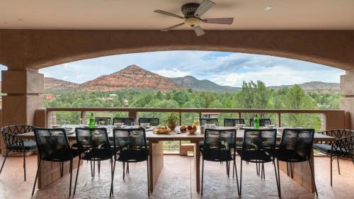 Pyramid by AvantStay Luxe Sedona Mansion w Views 7mins to Downtown