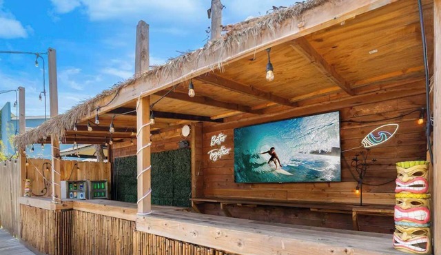 Resort: 34 BRs, 95 Beds & 5 Stunning Event Spaces