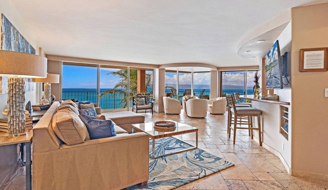 Royal Kahana 610 by Gather: Stunning Oceanfront Condo w/Wraparound Lanai & Pool
