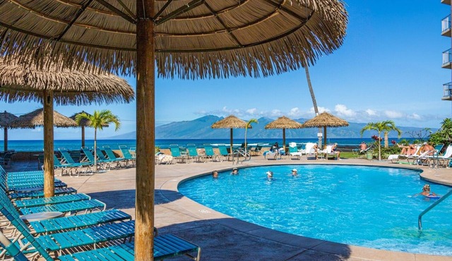 Royal Kahana 702 Studio Bedroom Condo by RedAwning