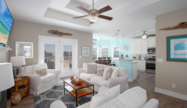 SaltWater Treasure, Water Views & Sound Access