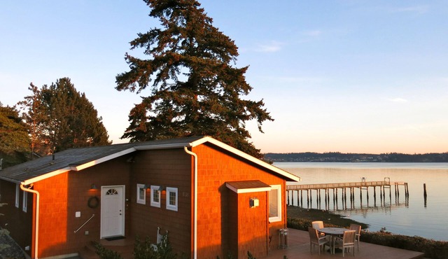 Sandpiper Haven: Whidbey Waterfront, Amazing VIEWS, Beach, Penn Cove, Kayaks, AC