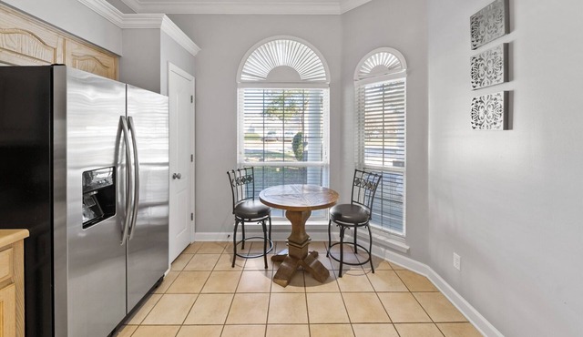 Sea-renity - 3 Br home by RedAwning