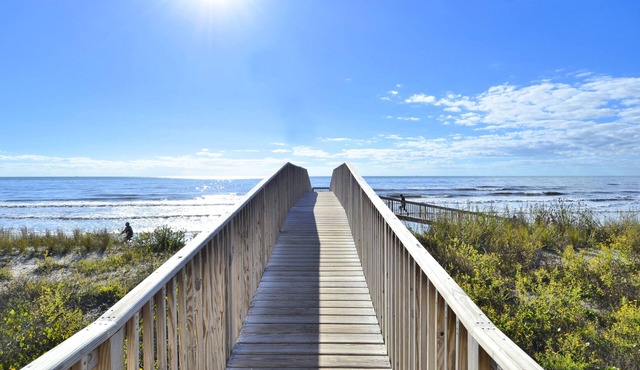 Seascape 1221 1 Bedroom Condo by RedAwning