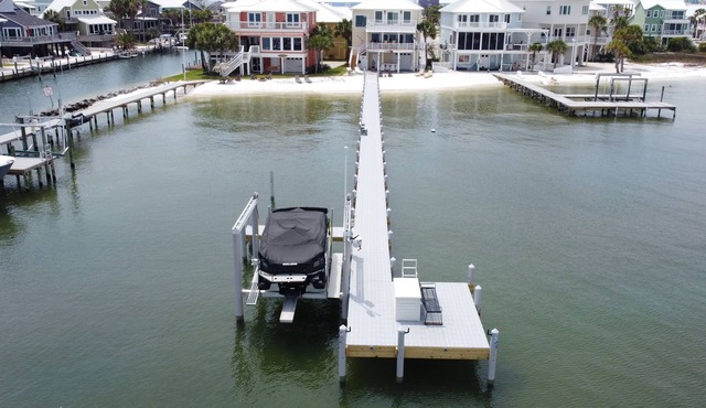 “Semi-Retired”-Elevator-Pier-200+ 5 Star Reviews-Toys-Golf Cart Rental -EV Charg