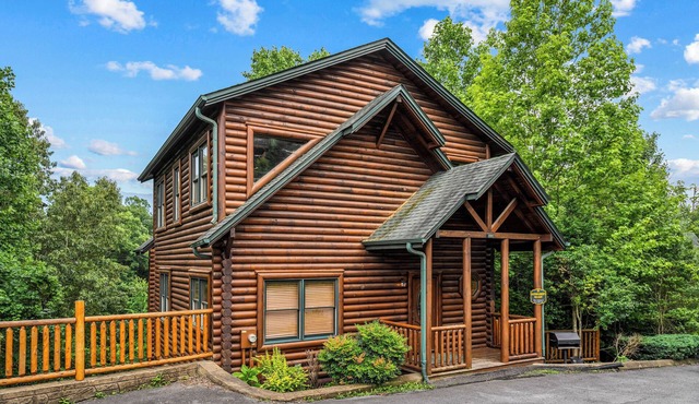 Spacious Mountain Cabin w/Game Area & Hot Tub