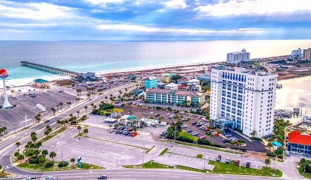 Stay near the sand & pier, 2-bedroom Pensacola Beach Condo