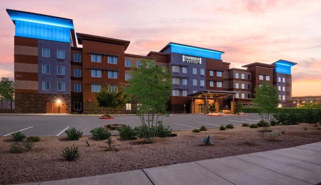 Staybridge Suites - Scottsdale - Talking Stick by IHG