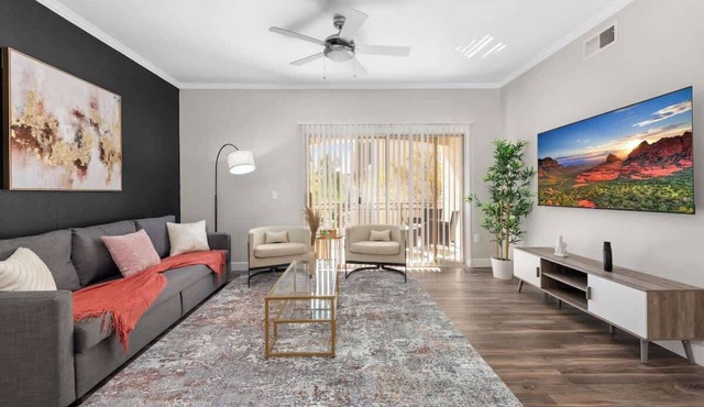 Stylish 2BR Scottsdale, Pet-friendly, Sunrise Peak