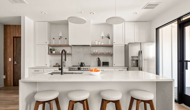 The Eighteen by Mint House