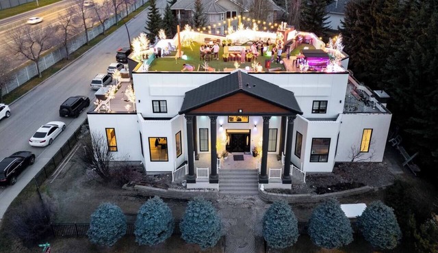 The Gargoyle House - Luxury Iconic Stay w/Rooftop