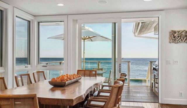 The Getaway Oceanfront Villa in Malibu by Stay Awhile