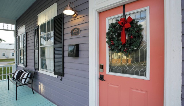 The Violet Pine - Pet Friendly