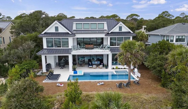 Ultra-Luxury Oceanfront Palmetto Dunes Escape with Private Pool & Hot Tub