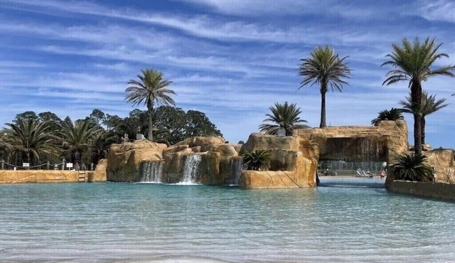 Under New Management. Gulf Beach Rentals VRBO number 3597818