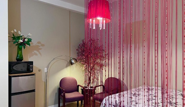 University Cabana Inn