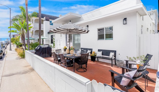 Updated cottages with lovely outdoor space & natural lighting - great location