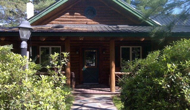 Wicked-Awesome Log Cabin