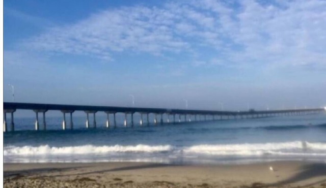 Wonderful~Large, Family Beach Retreat~Steps to Sand & Surf!